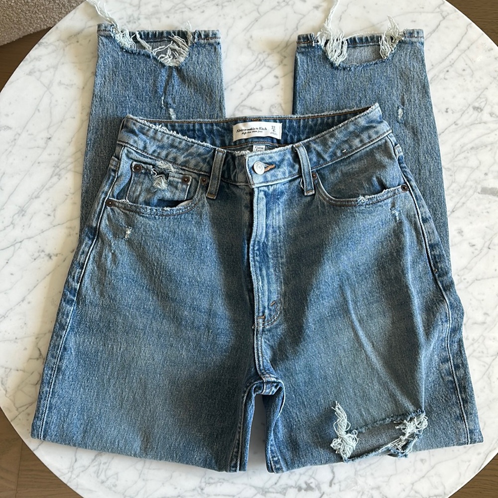 Abercrombie High Rise Mom Jean Curve Love